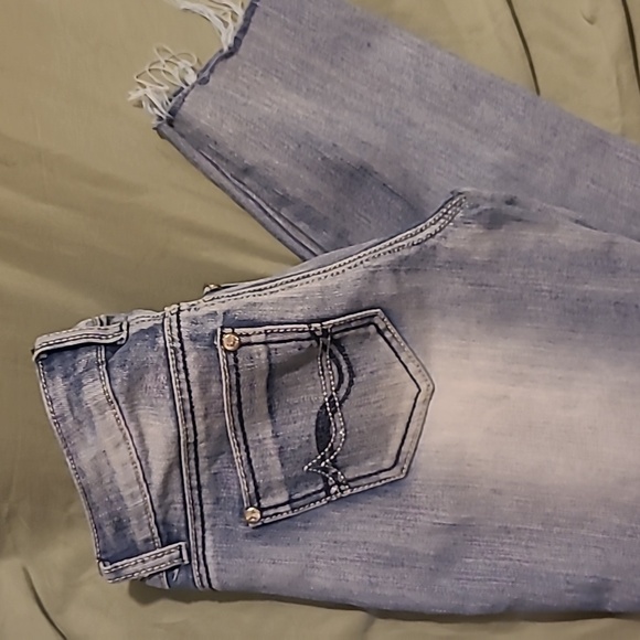 Almost Famous Jean's Rhinestones size 1 - Picture 8 of 8